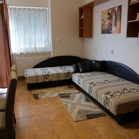 Eva Apartman Szigetvár エクステリア 写真